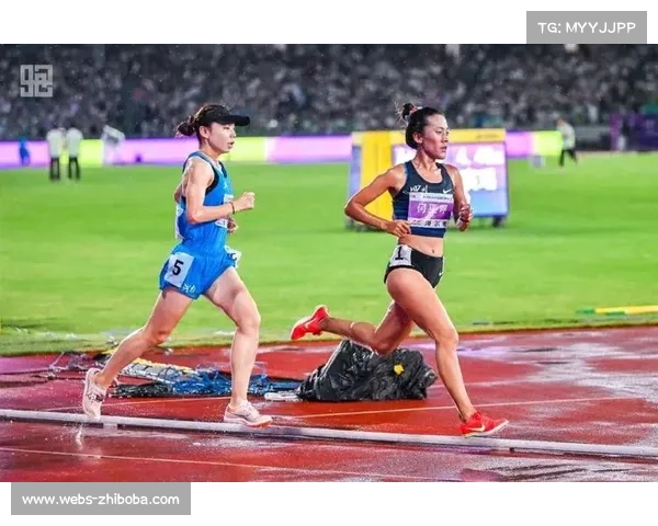 北京站女子3000米梁田田全力冲刺 有氧能力与体能韧性面临严峻考验 北京站女子3000米梁田田全力冲刺 有氧能力与体能韧性面临严峻考验